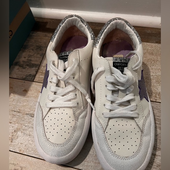 Ream Platform Sneaker purple star. Worn once inside my house. - Picture 1 of 4